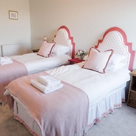 Southsea, Portsmouth - Two Bedroom Apartment - Newly Refurbished Throughout - Treetop Sea Views Dış mekan fotoğraf
