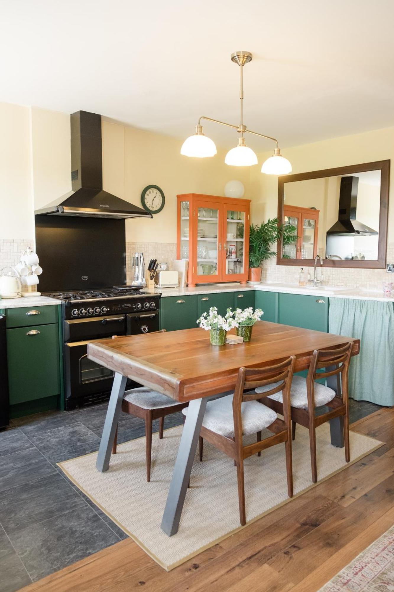 Southsea, Portsmouth - Two Bedroom Apartment - Newly Refurbished Throughout - Treetop Sea Views Dış mekan fotoğraf