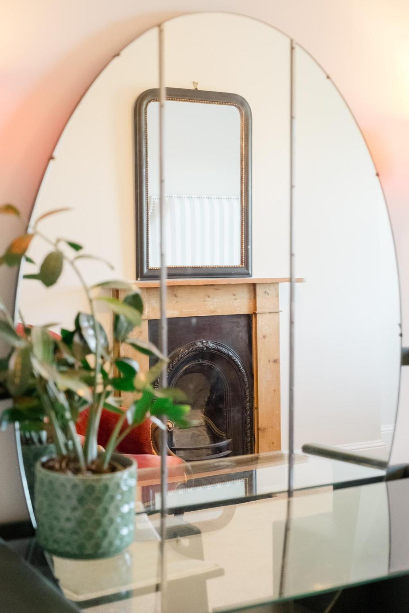 Southsea, Portsmouth - Two Bedroom Apartment - Newly Refurbished Throughout - Treetop Sea Views Dış mekan fotoğraf